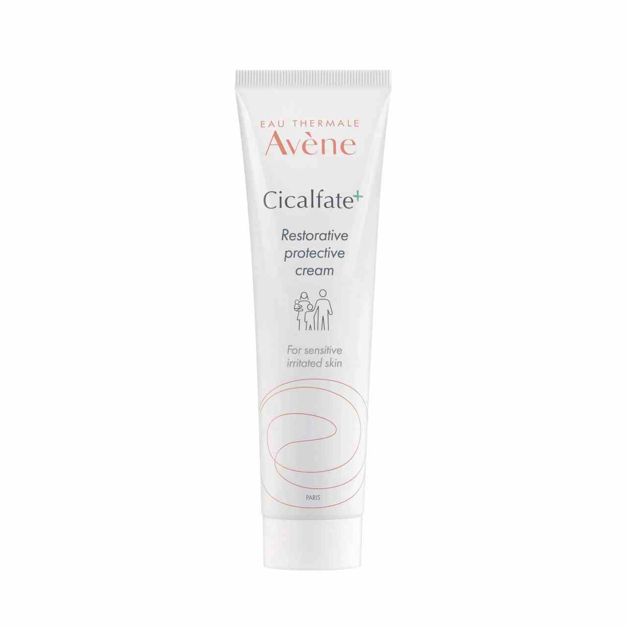Eau Thermale Avène Cicalfate+ Restorative Protective Cream, weiße Tube auf weißem Hintergrund