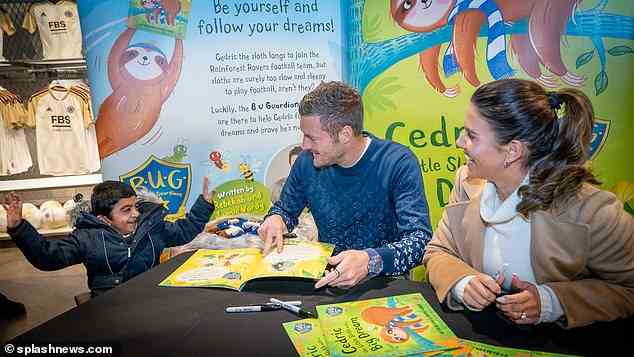 Yay! The pair looked happy as they chatted to kids and their parents as they signed the books - all of whom looked delighted to get to meet them