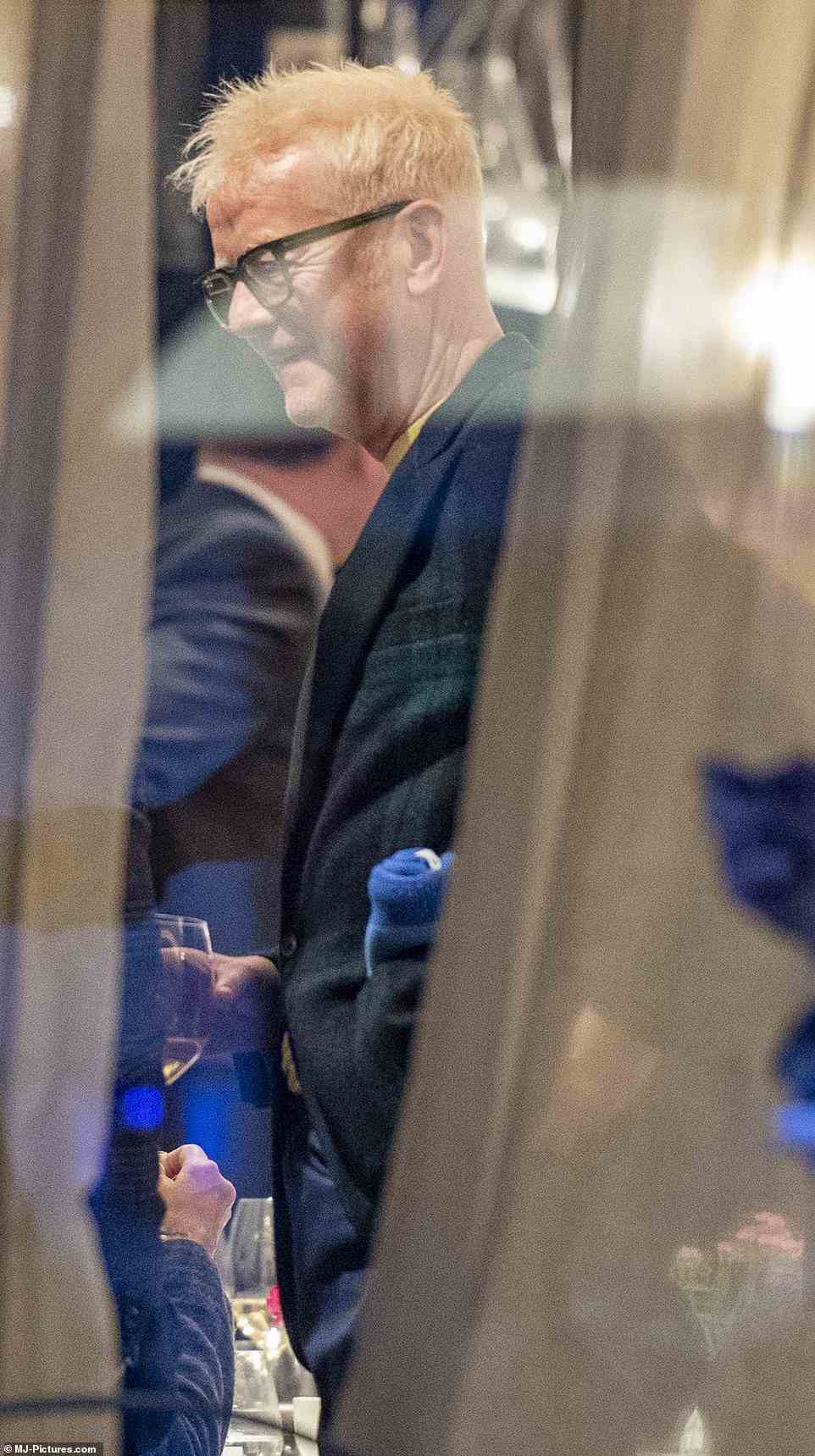 Fernsehmoderator Chris Evans (im Bild) gehörte zu den berühmten Gesichtern bei der glitzernden Mittagspause am Mittwoch im Zentrum von London