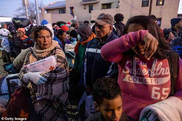 Migranten in der Notunterkunft der Sacred Heart Church in El Past am 17. Dezember