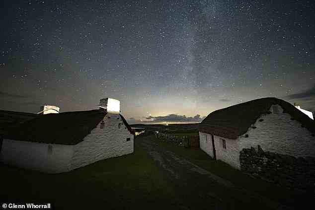 Die längste Nacht des Jahres bietet den Menschen die Möglichkeit, Milchstraße, Mars, Jupiter und Venus mit bloßem Auge zu sehen.  Im Bild: Cregneash, Isle of Man