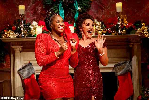 Aufregend: Die beliebte BBC-Show kehrt für ein All-Star-Weihnachtsspecial in den Ballsaal zurück, wenn sechs neue Kandidaten auf die Bühne treten, um zum Weihnachtschampion 2022 gekrönt zu werden