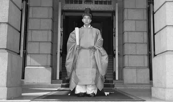 Akihito proklamierte den Thronfolger