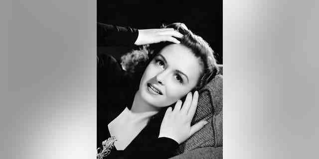 Donna Reed, circa 1942. Die Schauspielerin war nicht Frank Capras erste Wahl "Es ist ein wunderschönes Leben," aber sie erwies sich als perfekt für die Rolle.