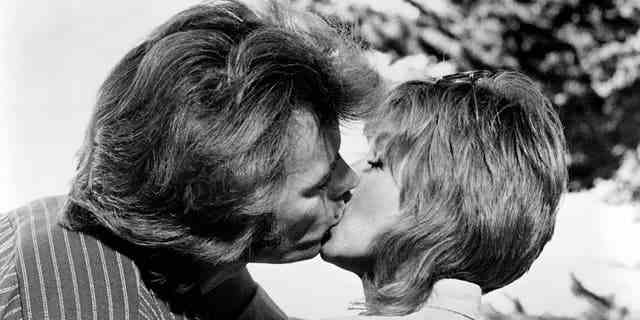 Donna Mills sagte, Clint Eastwood sei ein guter Küsser.