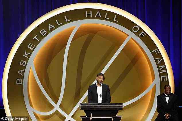 Duncan spricht, nachdem er letztes Jahr in die Basketball Hall of Fame aufgenommen wurde
