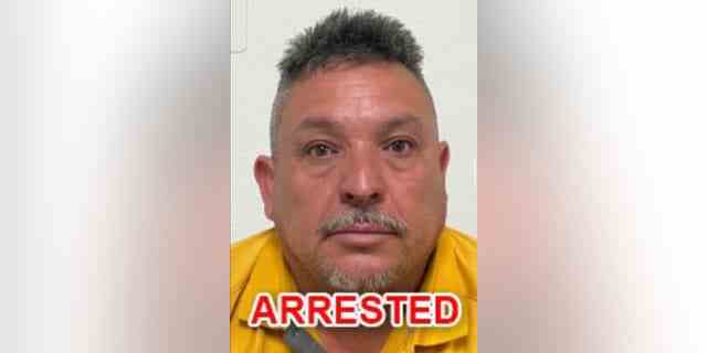 Osvaldo Garza Saavedra wurde nach Angaben des texanischen Ministeriums für öffentliche Sicherheit wegen Menschenschmuggels und Schmuggels eines Minderjährigen in die Vereinigten Staaten festgenommen.