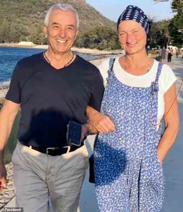 Der Immobilienmagnat Steve Nassif, 69, und seine Frau Christine, 64, (im Bild) leben in einem romantischen Berghäuschen mit einer von Rosen gesäumten Auffahrt voller exotischer Sportwagen und Luxusfahrzeuge