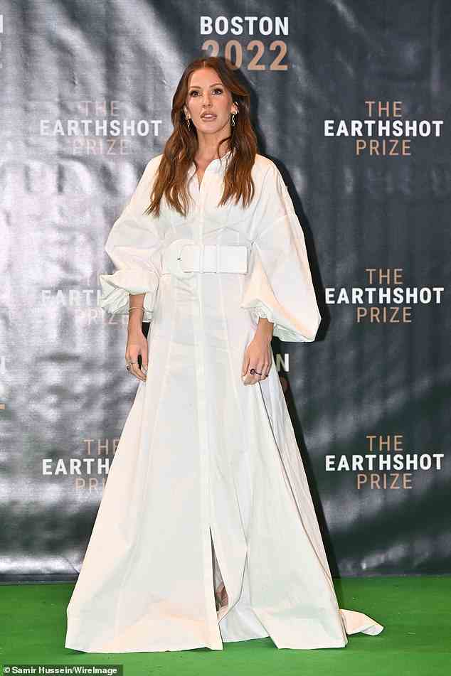 Atemberaubend: Ellie Goulding sah in einem fließenden weißen Kleid ätherisch aus, als sie sich am Freitag dem Prinzen und der Prinzessin von Wales bei der Earthshot-Preisgala in Boston anschloss