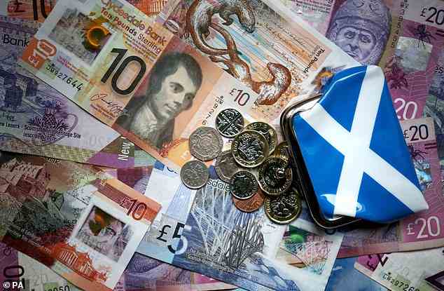Schottische Steuererhöhungen: Der höhere Steuersatz wird von 41 Pence auf 42 Pence in Pfund und der Spitzensteuersatz von 46 Pence auf 47 Pence steigen