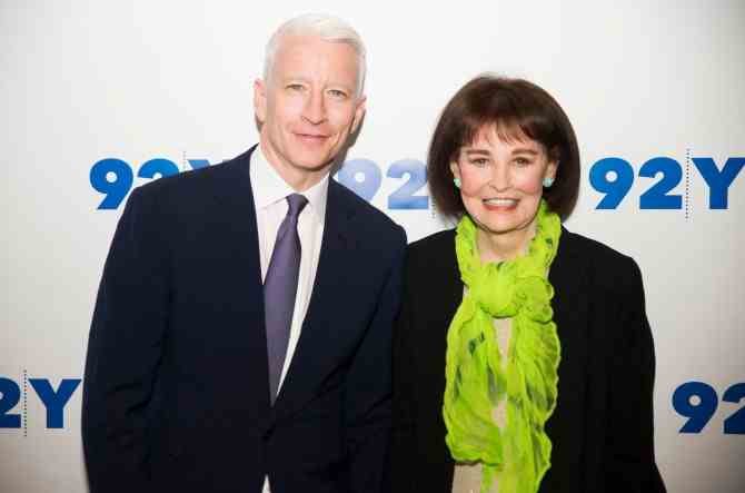 Anderson Cooper, Gloria Vanderbilt