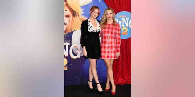Reese Witherspoon und Tochter Ava Phillippe gelten im Internet als Zwillinge.