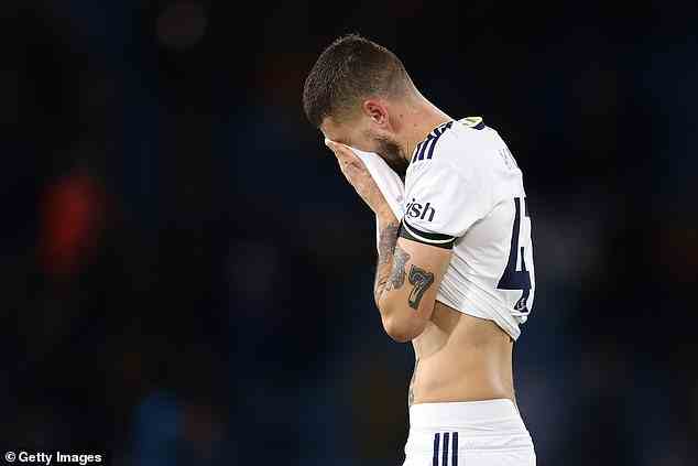Ein emotionaler Klich reagiert nach dem 2:2-Unentschieden gegen West Ham in der Elland Road