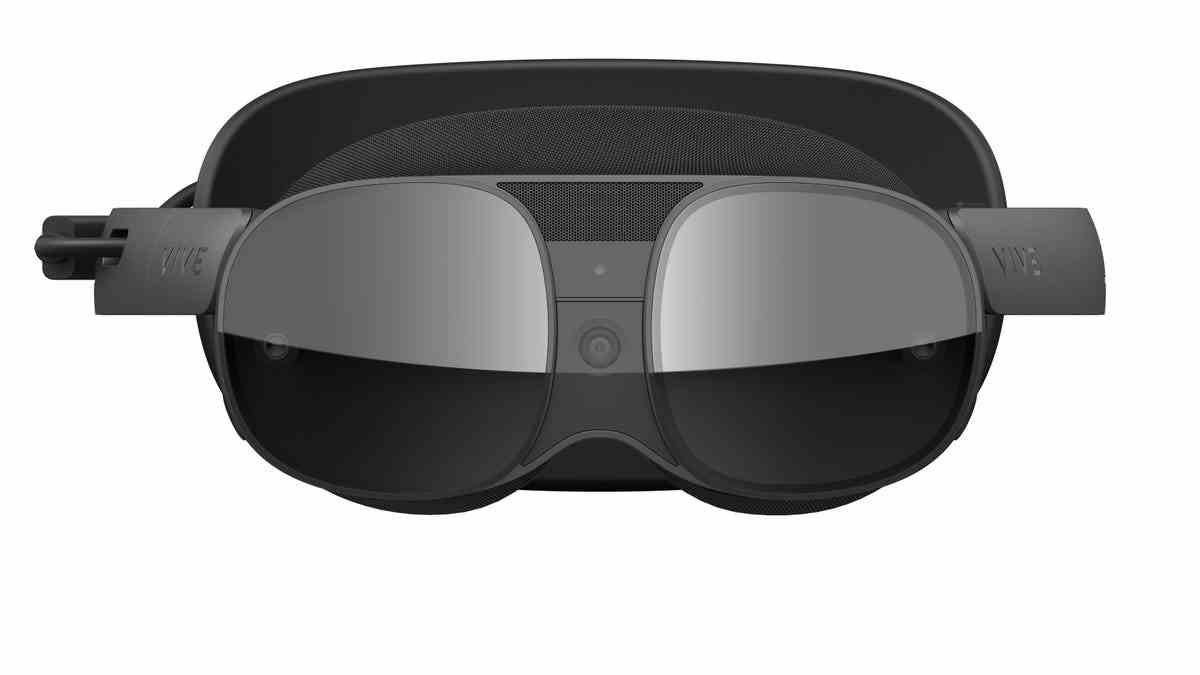 Vive XR Elite VR headset seen from the front. A black visor and a camera in the middle.