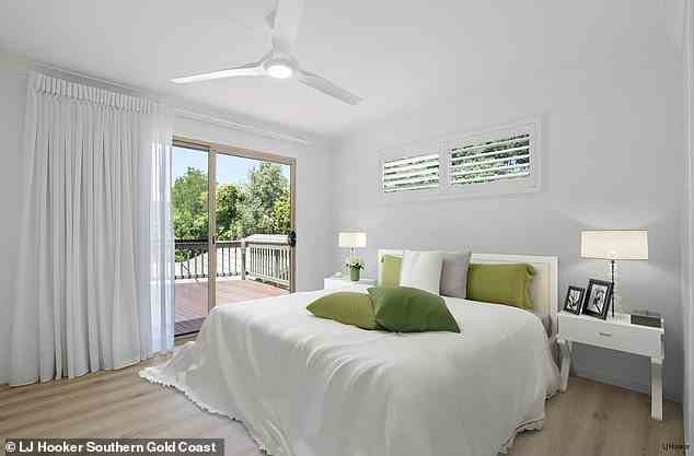 Sie teilen sich auch ein Strandhaus in Cairns, haben aber kürzlich eine Wohnung in Brisbane für 499.000 US-Dollar abgegeben.  Während Myles und James sich in ihrem nächsten Zuhause niederlassen, sagte Herr Lonie, dass die niedrige Leerstandsrate in der Gegend die Nachfrage nach Immobilien nicht davon abhalte, konstant zu bleiben.
