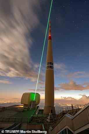 Wissenschaftler hoffen, dass Laser, obwohl sie derzeit außerordentlich teuer sind, die Zukunft für den Schutz wichtiger Infrastrukturen wie Kernkraftwerke, Windparks und Flughäfen sein könnten
