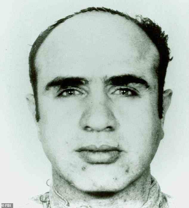 Alphonse Capone (abgebildet auf seinem Fahndungsfoto von 1939) ist vielleicht der berühmteste oder berüchtigtste Gangster der amerikanischen Geschichte