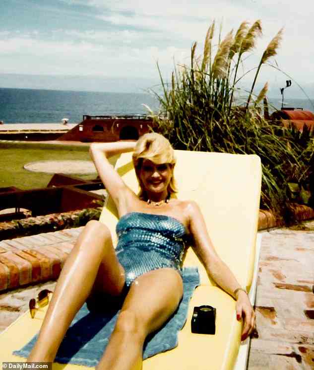 Ivana lounging in what looks like Mar-a-Lago, just a breeze from Florida's beach on the Atlantic