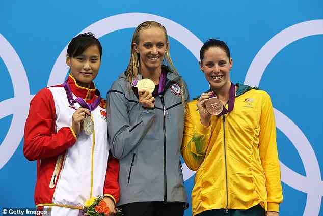 Alicias Gewinn von fünf Medaillen bei den Olympischen Spielen 2012 in London bringt sie in die Gesellschaft der australischen Landsleute Ian Thorpe und Shane Gould bei einer einzigen Olympiade (abgebildet mit Bronze bei den Olympischen Spielen 2012 in London).