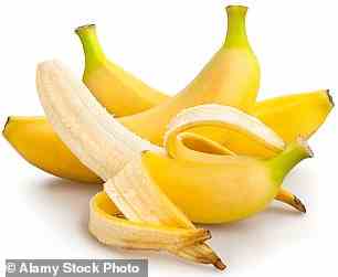 Reife Bananen sind ein Beispiel für schnell wirkende Kohlenhydrate, die laut Dale der Schlüssel zu Ihrem Frühstück vor dem Training sind