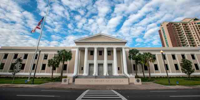 Das Gebäude des Obersten Gerichtshofs von Florida ist am 10. November 2018 in Tallahassee, Florida, abgebildet. 