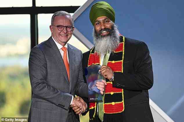 Der Sikh-Held Amar Singh hielt eine emotionale Rede, als er seine Auszeichnung vom Premierminister bei der Zeremonie am Mittwoch entgegennahm