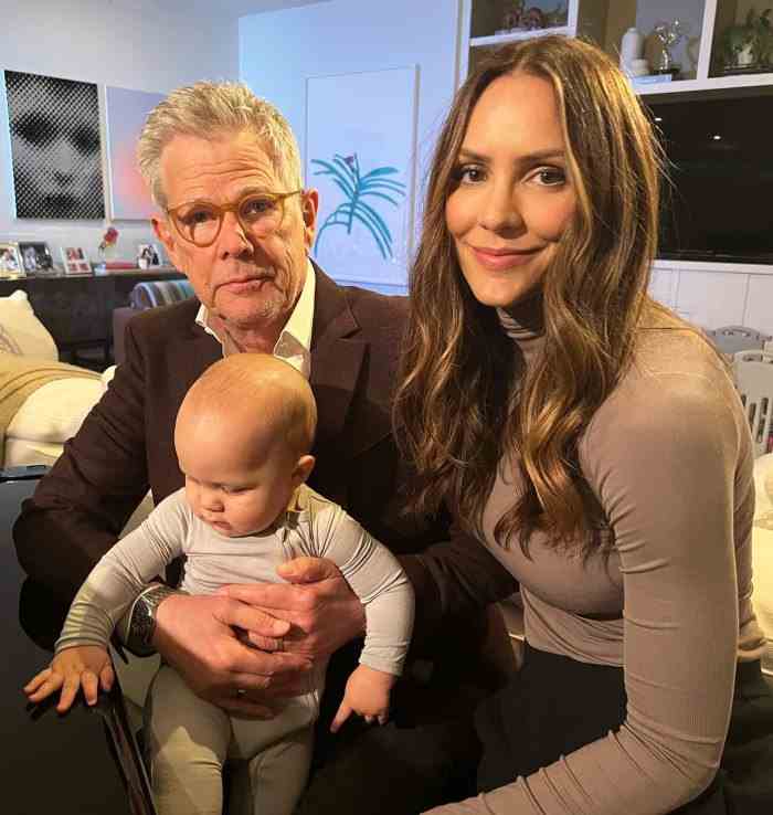 Katharine McPhee ‘würde gerne’ ein weiteres Baby mit David Foster haben, nachdem sie Sohn Rennie willkommen geheißen hat: Kein ‘Crazy Rush’ hellbrauner Rollkragenpullover