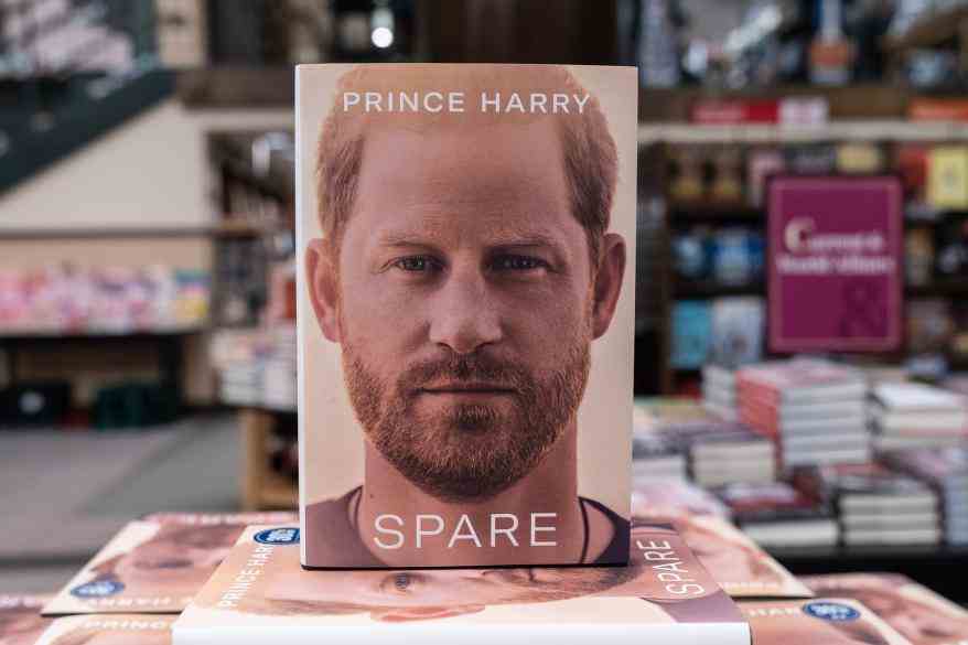 Das Cover von Prinz Harrys Memoiren, "Ersatzteil."