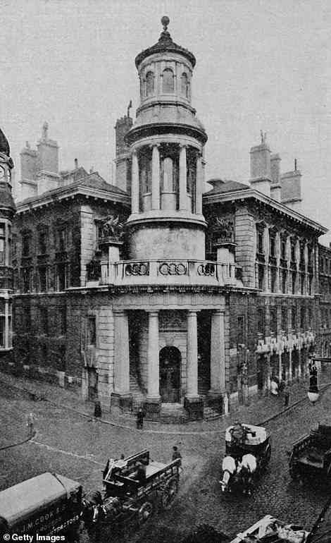 Other buildings that were victims of voracious post-war planners included the London Coal Exchange