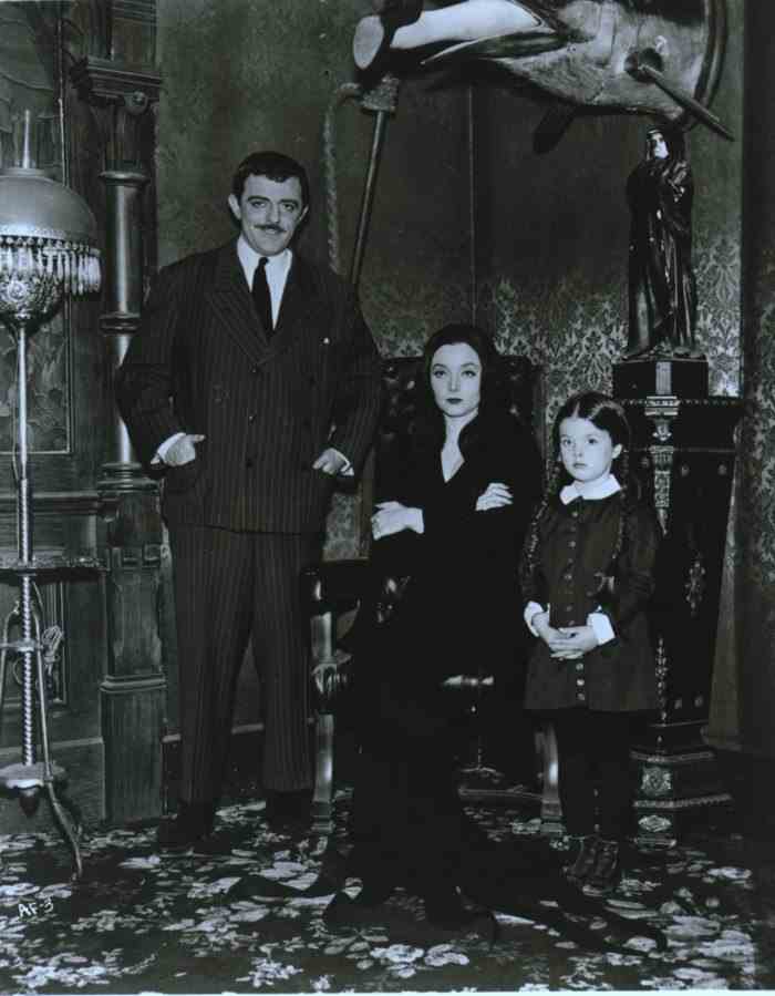 Lisa Loring, die ursprüngliche Schauspielerin von Wednesday Addams, stirbt im Alter von 64 Jahren
