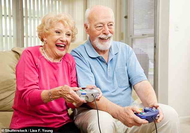 Neue Untersuchungen haben gezeigt, dass 85 Prozent der Menschen über 65 mindestens einmal pro Woche Videospiele spielen, und 36 Prozent von ihnen spielen jeden Tag (Archivbild).