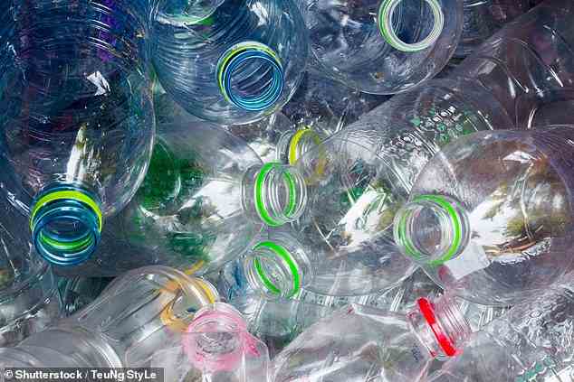 Ein Pfandsystem für Plastikflaschen und -dosen wird heute endlich von den Ministern als Durchbruch gegen Müll, Umweltverschmutzung und Abfall angekündigt