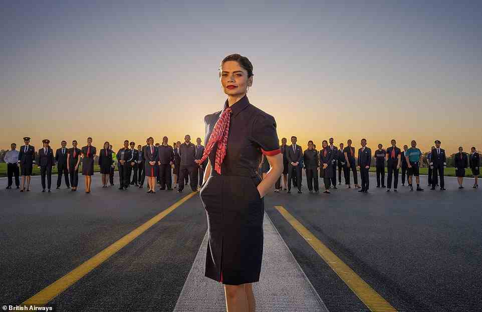 British Airways hat zum ersten Mal seit fast 20 Jahren eine neue Uniform vorgestellt, wobei die Kollektion von Kleidungsstücken „die Fluggesellschaft in ihr nächstes Kapitel führen“ soll.