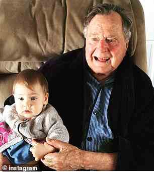 George HW Bush ist mit seiner Enkelin Poppy abgebildet