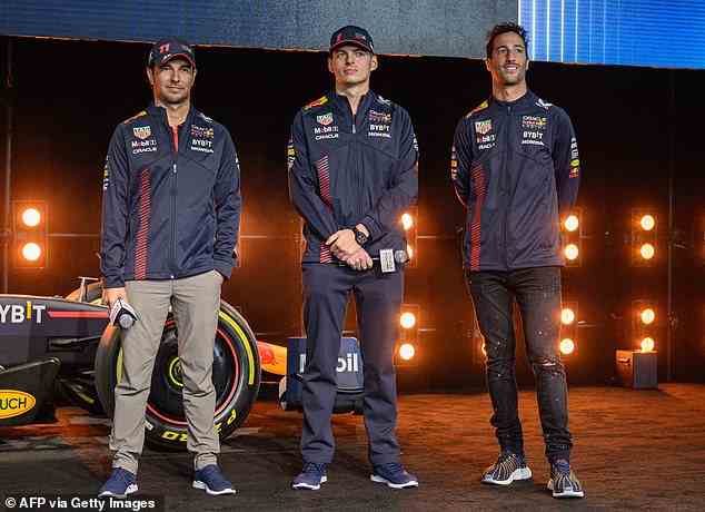 Verstappen, Ricciardo und Perez nehmen an der Red Bull Racing-Enthüllung des neuen Formel-1-Autos des Teams während einer Auftaktveranstaltung in New York City teil