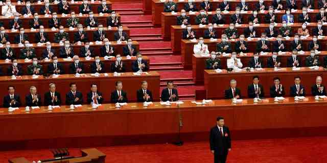 Der chinesische Staatspräsident Xi Jinping nimmt am 16. Oktober 2022 an der Eröffnungszeremonie des 20. Nationalkongresses der Kommunistischen Partei Chinas in der Großen Halle des Volkes in Peking, China, teil.