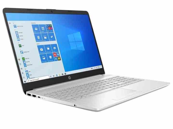 HP 15-dw3163st-Laptop auf weißem Hintergrund.