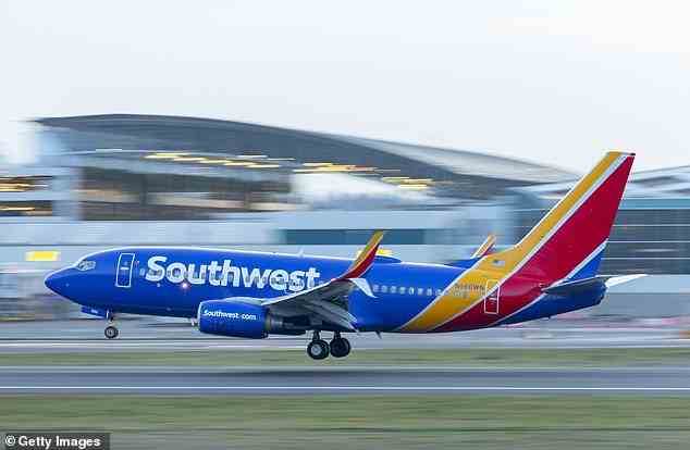 Southwest lehnte es ab, sich zu dem Vorfall zu äußern, und verwies auf die FAA-Erklärung, in der es heißt, den Vorfall zu untersuchen