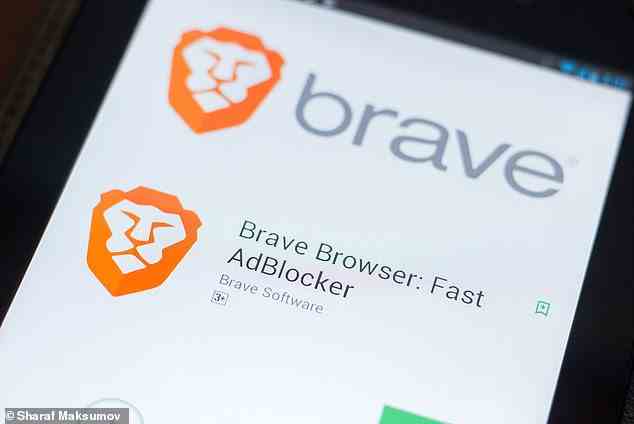 Brave Browser ist ein datenschutzorientierter Browser, der Online-Anzeigen und Website-Tracker in seinen Standardeinstellungen automatisch blockiert.  Es sei eine gute Alternative zu Safari, sagt der Experte