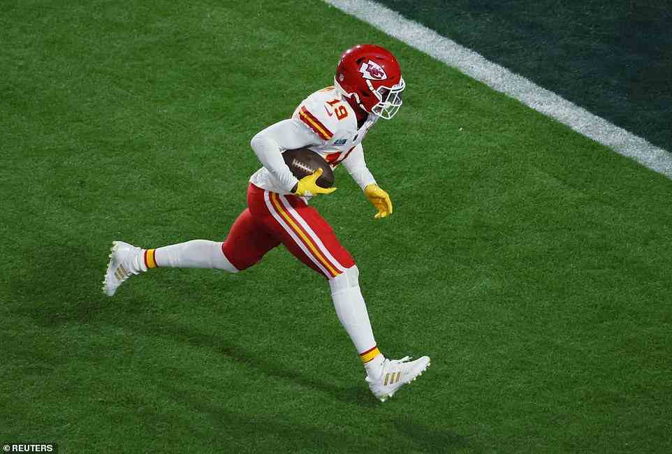 Kansas City Chiefs' Kadarius Toney scores a touchdown in the fourth quarter to put them ahead for the first time in the game