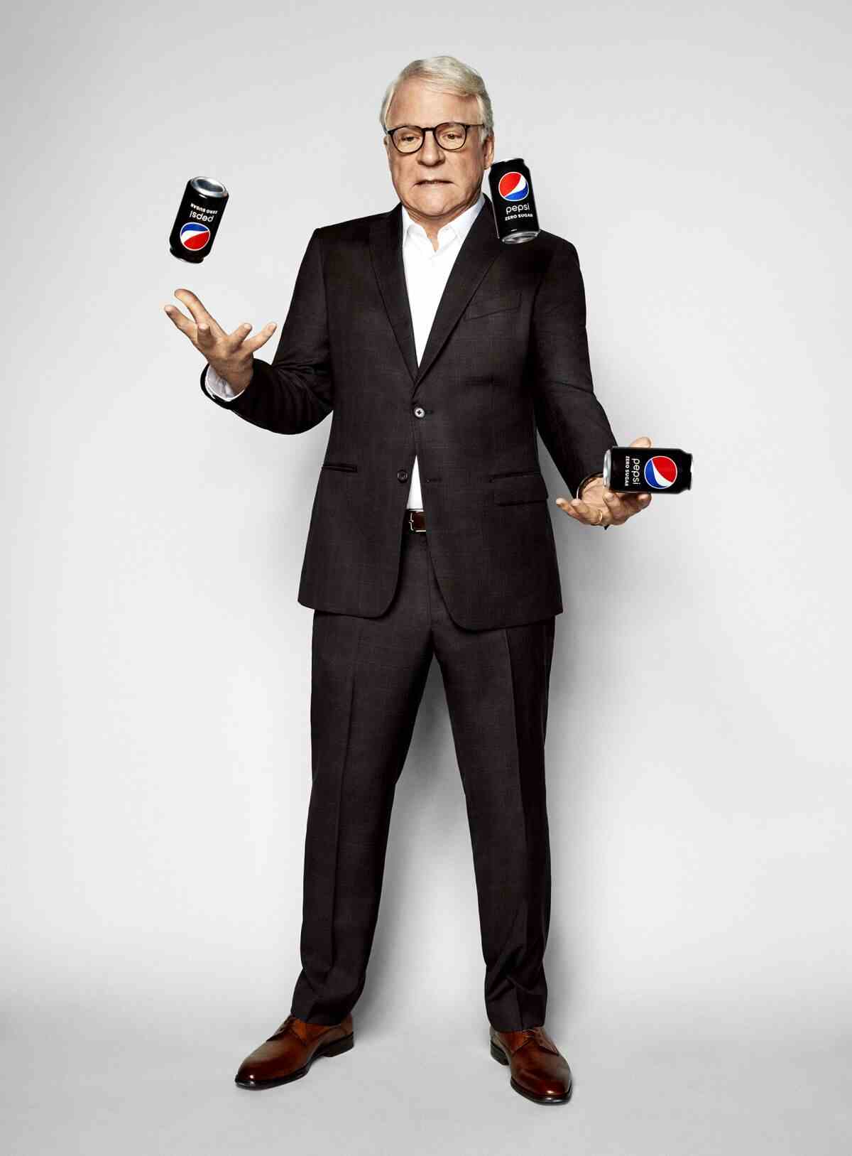 Steve Martin in einer Szene aus dem Pepsi Zero Sugar 2023 Super Bowl-Werbespot.