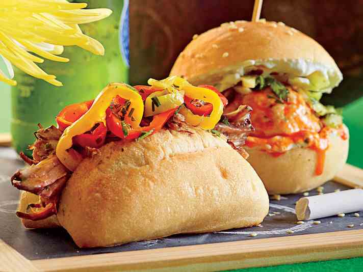 STYLECASTER | 17 Superbowl Snacks You Can Make In a Slow-Cooker | Beef Sliders With Pickled Peppers