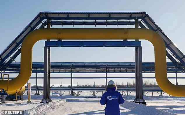 Russland ist nach den USA der zweitgrößte Erdgasproduzent der Welt und verfügt über die größten Gasreserven der Welt.  Im Bild eine Gaspipeline an der Kompressorstation Atamanskaja außerhalb der Stadt Swobodny in der russischen Amur-Region