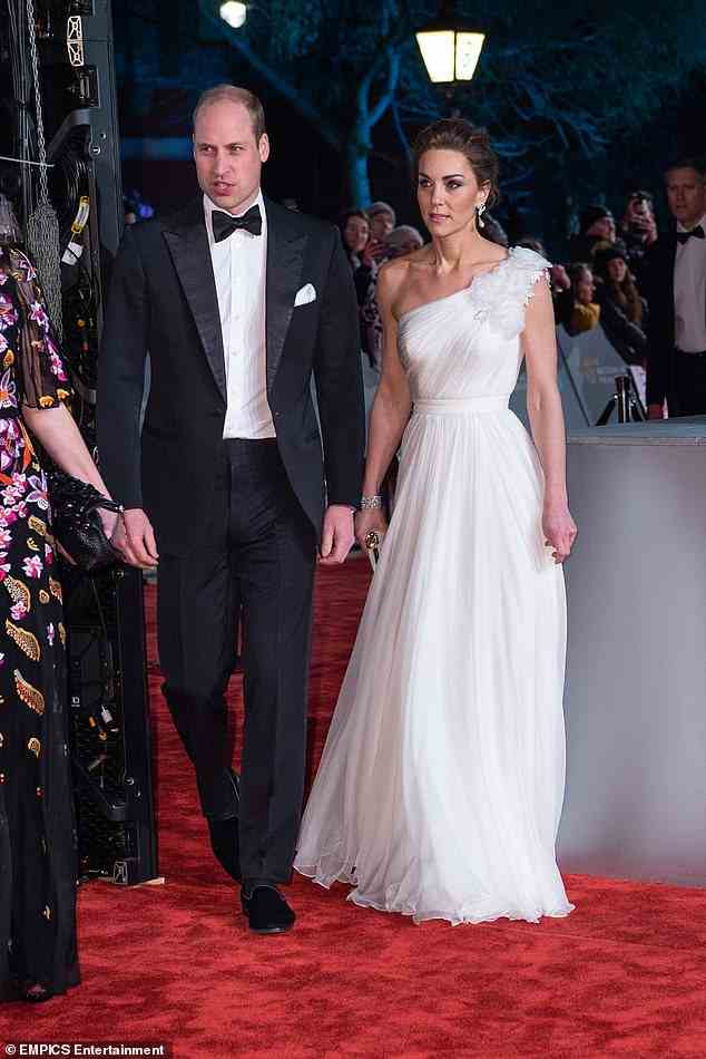 McQueen regiert: Weißes Kleid von Alexander McQueen bei Baftas 2019, wieder gesehen am Sonntag