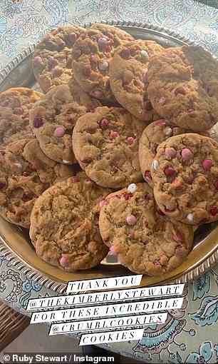 Zuschlagen: Kekse, die von Schwester Kimberly gebacken wurden