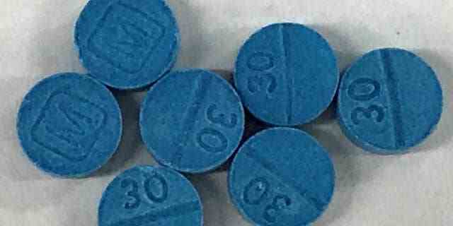 Diese illegalen Pillen mit Fentanyl wurden von der Montana Highway Patrol beschlagnahmt.