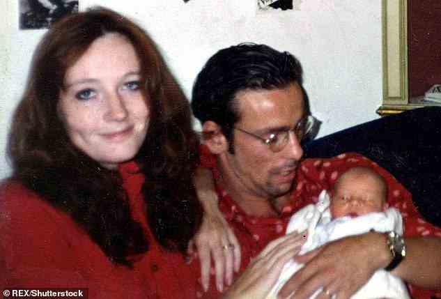 Das ehemalige Paar mit ihrer Tochter Jessica, die heute 29 Jahre alt ist und den Nachnamen Rowling trägt