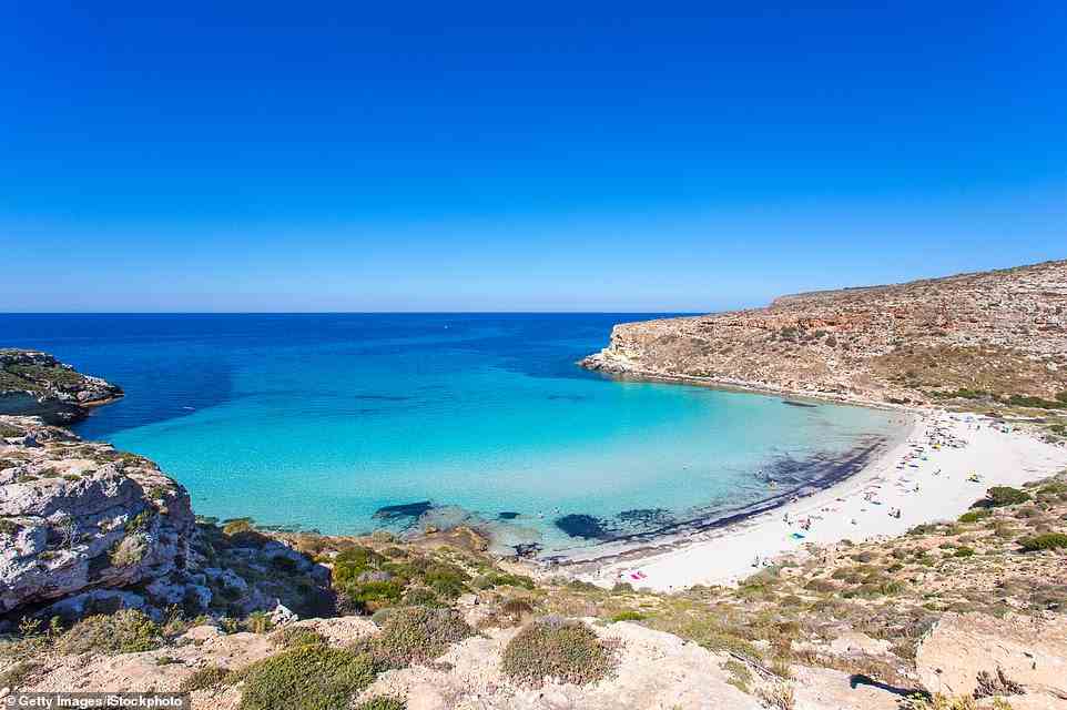 The ‘extremely lovely’ beach of Spiaggia dei Conigli on the Italian island of Lampedusa ranks eighth in the global ranking and third in the European ranking