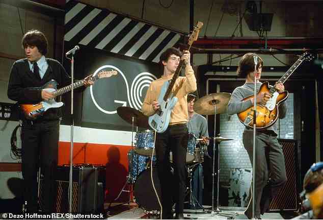 The Kinks gelten weithin als eine der einflussreichsten Rockbands der 1960er Jahre, berühmt für ihre Hits wie Waterloo Sunset und You Really Got Me.