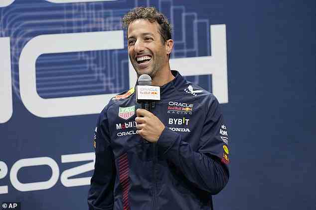 Ricciardo konnte über den Ausrutscher lachen, aber die Fans waren wirklich schockiert, dass der Gastgeber seinen Namen so falsch verstehen konnte